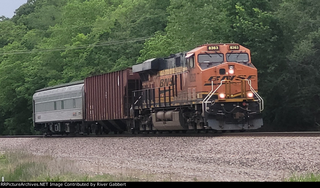 BNSF 8363